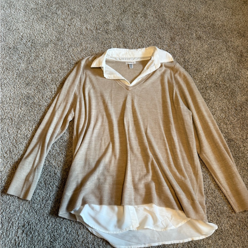 Croft & Barrow Women’s Beige Sweater with White Trim